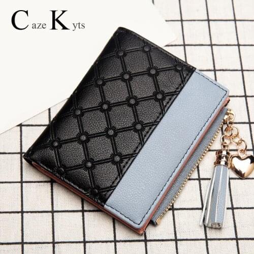 New ladies short wallet female zipper wallet fashion fresh Korean version of the large capacity tassel love stitching handbags