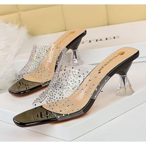 2021 Summer Women Slippers Slides PVC Womens Shoes New Crystal Heel Women Sandals Transparent Rhinestone Kitten Heels