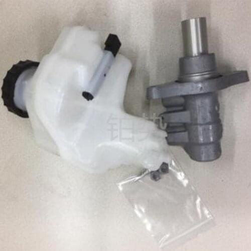 Car brake master cylinder cylinder assembly 2013-nis san Tian Lai 2.5L XL-NAVI Tech brake master cylinder brake wheel cylinder