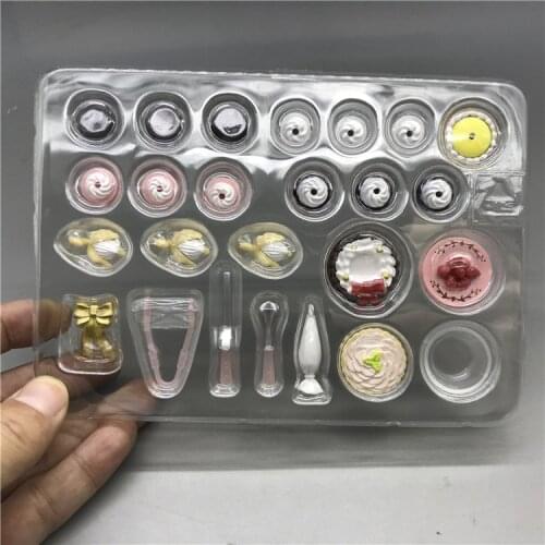 Geniune Sylvanian Doll Families Dollhouse Animal Figures furniture set clothes house food without package