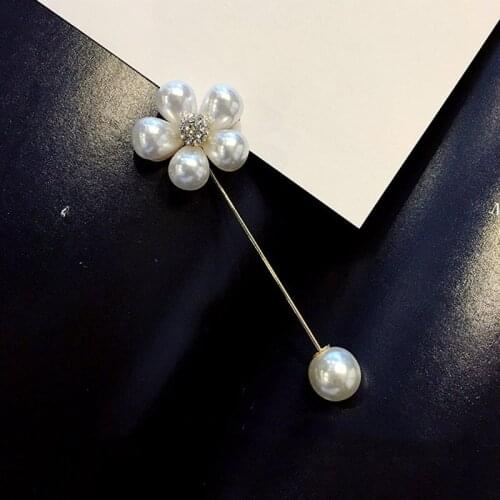 Personality fashion contracted the new five disc flowers ms pearl long puncture brooch brooches