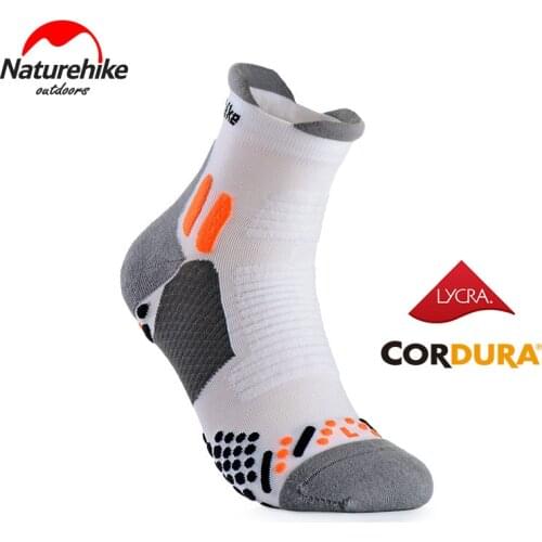 Naturehike 1 pair Unisex Outdoor Profession Sports Socks Quick-drying Running Socks Medium Stockings Wear-resistant Breathable