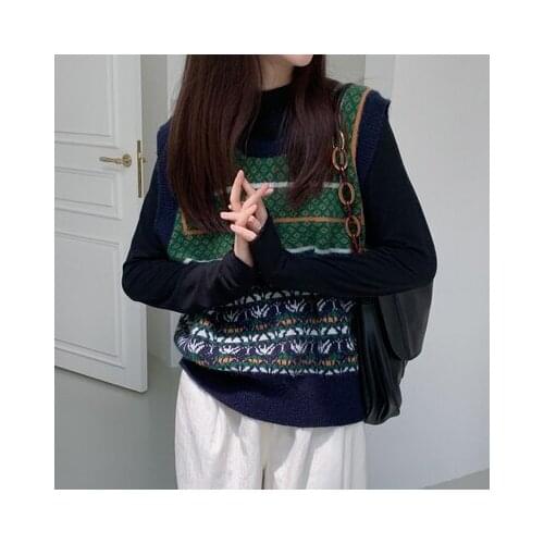 Fall 2021 Women Clothing Loose Sleeveless Sweater Women Vest Sweaters Knitting Vest Joker Knitted Wool Oversize Girls Pullover