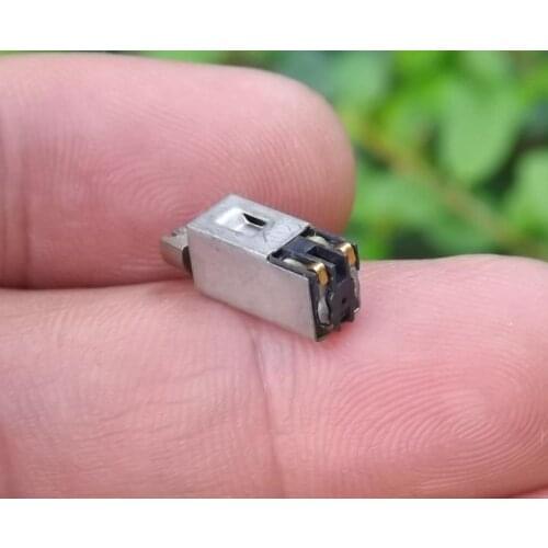 Micro vibration motor vibration motor DC 1.5V 3V vibration motor small oscillator compiling