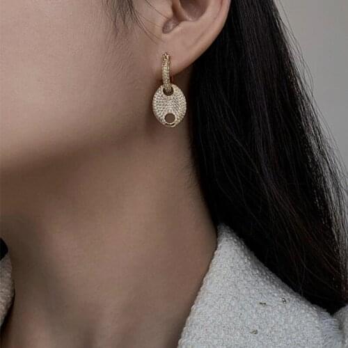 U-Magical Creative Pig Nose Oval Geometric Hoop Earring for Women Bling Bling Rhinestone Hollow Out Metal Earring Jewellery