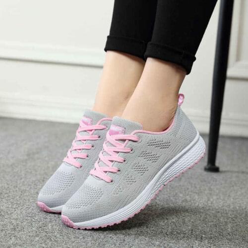 Plus Size Womens Sport Shoes Round Toe Running Shoes Woman Lace Up Sports Shoe 2020 Low Top Women Sport Sneaker Couple Shose I1