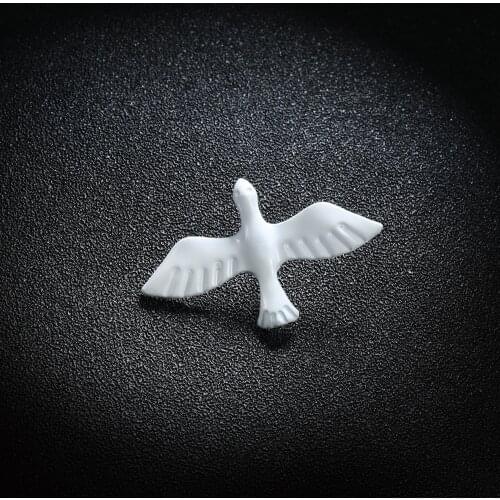 2020 Fashion Jewelry White Resin Peace Dove Brooch Suit Lapel Pin Men Brooch Broche Vintage Animal Collar Brooches For Women