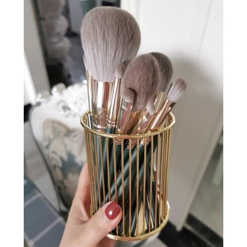 Fashion Women Makeup Brush Bucket Cosmetic Storage Box Iron Pen Storage Pencil Vase Comb Container Lipstick Brush Pen Holder