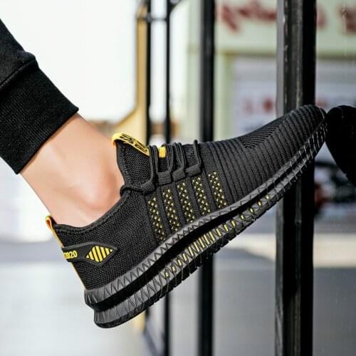 2021 Fashion Sneakers Lightweight Men Casual Shoes Breathable Male Footwear Lace Up Walking Shoe Men Vulcanize Shoes Wholesale