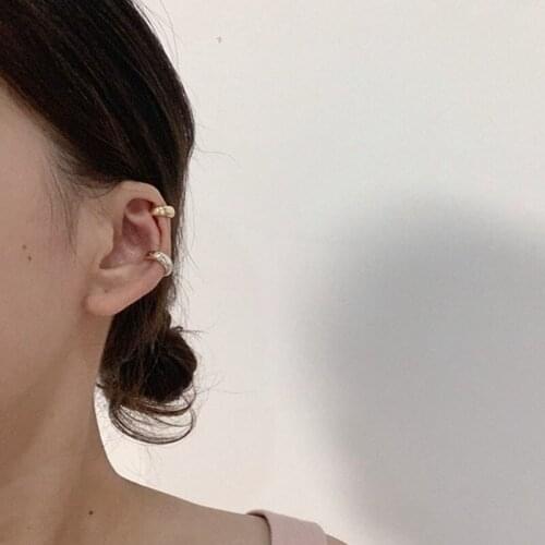 Cute Gold Silver Color Small Circle Ear Cuff Faux Earrings Women Korean Letter C Earcuff Clip on Earrings Fake Piercing Earings