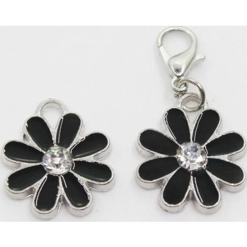 New Arrival 20pcs/lot Black Daisy Flower Dangle Charms Lobster Clasp DIY Bracelet Necklace Pendants Jewelry Hanging Charms