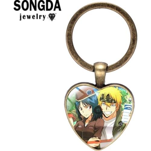 SONGDA Anime HITMAN REBORN! Heart Keychain Convex Glass Surface Metal Keyring School Bag Pendant Jewelry Gift or Car Key Pendant