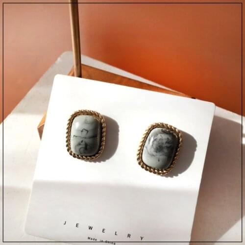 LANIWOO Vintage Resinous Stud Earring 2021 New Fashion Jewelry Presents For Women Girls Wholesale Accessory