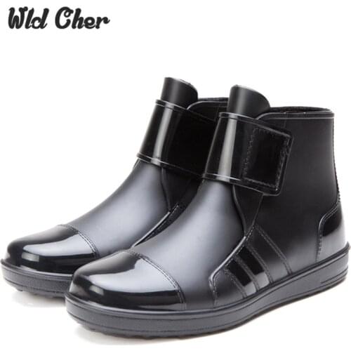 Rubber Boots 2020 Waterproof Trendy Jelly Men Ankle Rain Boot Elastic Band Solid Color Rainy Shoes Men Casual Shoes 39- 44