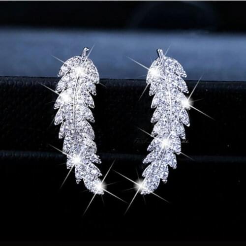 2021 Fashion Jewelry Trendy Gold Plated Shinning Crystal Zircon Leaf Earrings Boucle oreille Femme Small Stud Earrings For Women