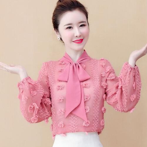 Chiffon shirt women 2021 spring and autumn new temperament lace bottoming fashion small shirt western style rest top