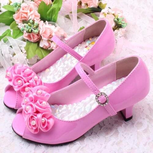 2018NEW 3 Colors Good Quality Children White Flower Pearls Shoes Girls High Heel Sandals Kids Wedding Shoes Children Size 26-36
