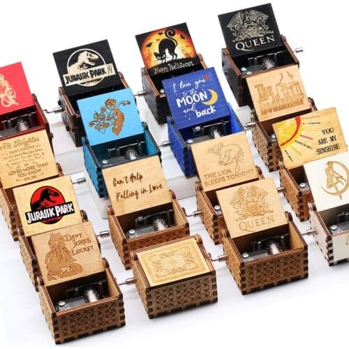 Sales Wholesale Music Jurassic Park Music Box Wooden Hand Crank Love Mom Christmas Gift New Years Gift