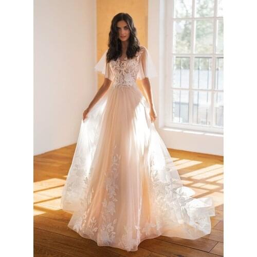 Romantic Champagne Wedding Dresses Half Sleeves Scoop Neck Lace Applique Tulle A-line Bridal Gowns Court Train Robe De Mariee