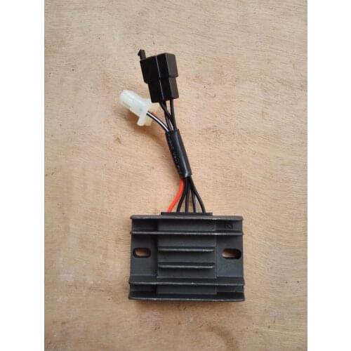 Free shipping GXT200 accessories for Suzuki motorcycle parts QM200GY charger 200cc regulator qm200gy stabilized silicon