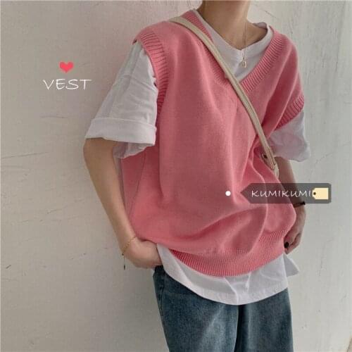 Womens Pink Knitted Vest with loose V-neck in summer