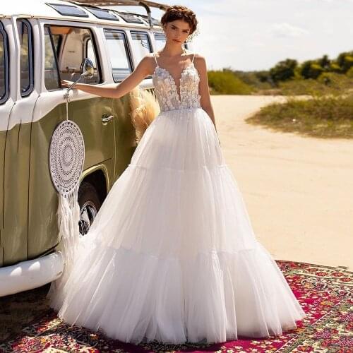 UZN Elegant A-Line Wedding Dress V-Neck Spagetti Straps Lace Beading Tulle Bridal Gowns Brides Dress With Hand-Made Flowers