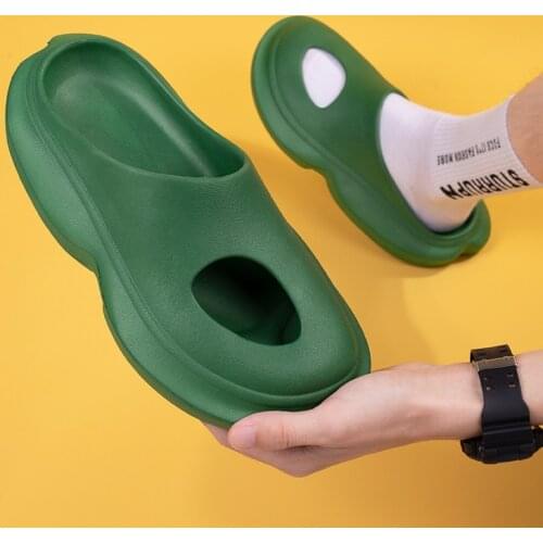 Slippers Men Outside Summer Platform Shoes EVA Beach Slides Sneaker Outdoor Men Cool Sandals Anti-slip Home Soft Slippers