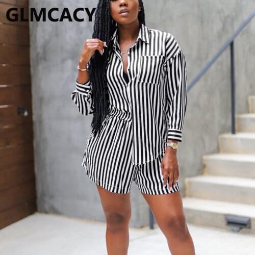 Wo,em Two Piece Striped Shirt Set Long Sleeve Button Up Shirt & Casual Shorts Set