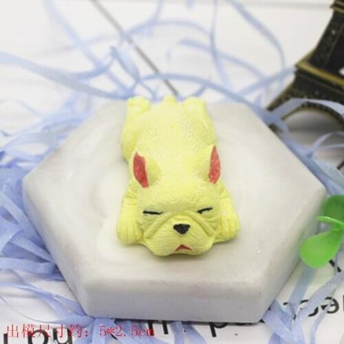 New aromatherapy plaster mold dog car wax aromatherapy DIY spread incense mold decoration