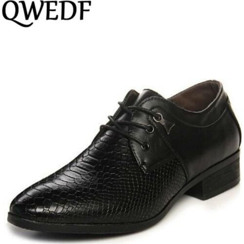 QWEDF 2018 Business mens Wedding leather shoes Gentleman Comfortable Crocodile stripes dress Shoes Lace-Up banquet shoes BB-028