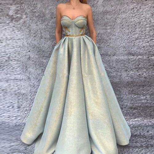 Elegant Muslim Evening Dresses Ball Gown Sweetheart Appliques Lace Dubai Saudi Arabic Long Evening Gown