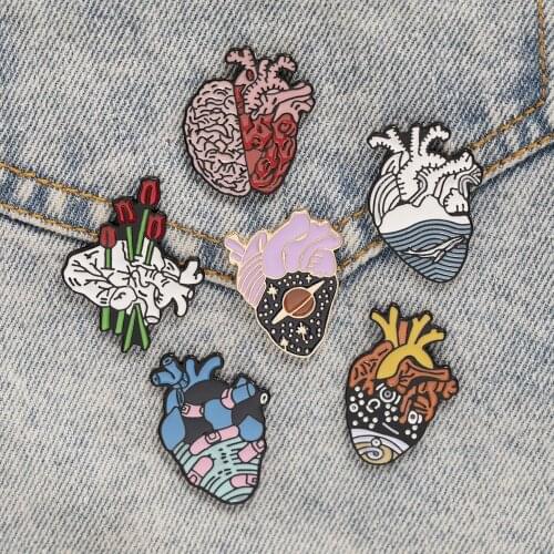 Anatomical Heart Enamel Pins Medical Anatomy Brooch Heart Neurology Pins for Doctor and Nurse Lapel Pin Bags Badge Gifts