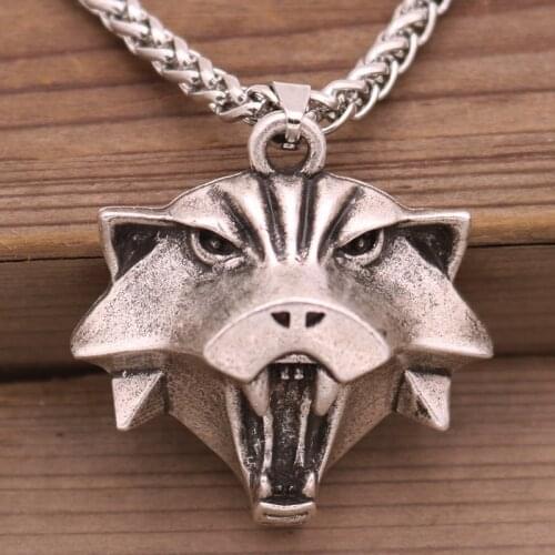 Retro Cats Head Pendant Necklace Silver Color Medal Pendant Mens and Womens Popular Accessories Jewelry Halloween Gift