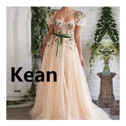 Champagne Cap Sleeves Evening Dresses Applique Sashes Dubai Arabic Saudi Arabian Prom Dress Custom Made