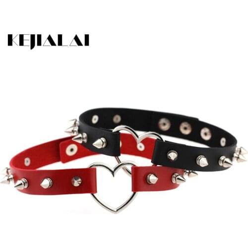 Fashion Jeweley Harajuku Soft Pointed Nail Rivet Leather Collar Female Neck With Love Heart Shaped Necklace For Women KJL068