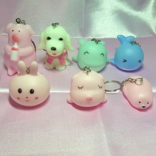 1PCS Cartoon Anime Cute Pop Fidget Relieve Stress Toy Keychain Can Pinch Key Chain Keychains Women Keyring Friends Gift Key Ring