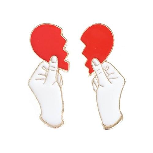 2 Pcs/Set Hand-Broken Heart Metal Enamel Brooch Personality Hobby Friend Badge Pin Charm Trendy Costume Jewelry Accessories Gift