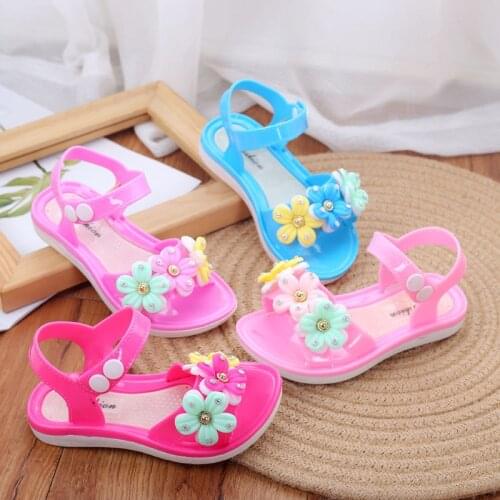Sandals for girls Baotou beach shoes 2-7years old children non-slip soft bottom childrens sandals non-slip summer sandals