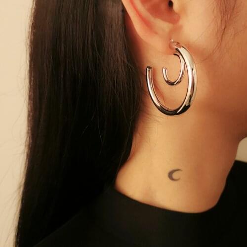 YJ-WYW Dangle Earrings