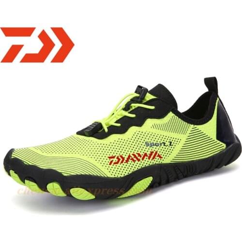 Daiwa Men Aqua Shoes Swimming Shoes Women Upstream Shoes Breathable Fishing Sport Shoes Quick Drying River Sea Water Sneakers