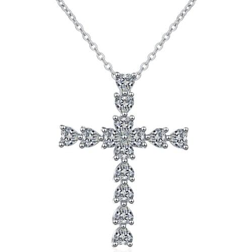 Womens Hip Hop Cross Pendant Necklace Heart-shaped Zirconium Stone Chain Ice Shining Necklace Hip Hop Jewelry Fashion Girl Gift