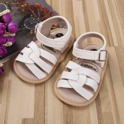 Newborn Baby Leather Flat Sandals Crib Shoes Anti-slip Open Toe Soft Sole Shoes Cross Strap Summer House First Walker for Baby