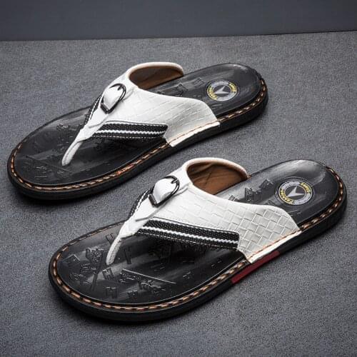 Qmaigie Flip Flops for men Genuine Leather Luxury brand Slippers Beach Casual Sandals 2021 new Summer Men Fashion Shoes white