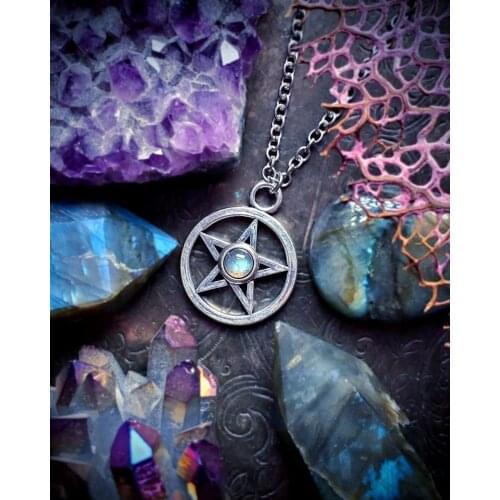 Labradorite Pentagram Necklace,wiccan jewelry,pentacle necklace,witchy jewelry,witchcraft amulet,occult necklace,wicca,pagan