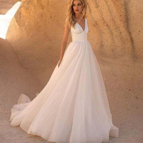 Weiyin AE0715 Simple Beach Wedding Dresses 2021 Tulle Satin A Line Princess Bridal Dress V Neck Wedding Dress