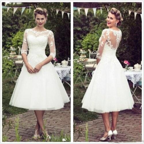 2020 Elegant Simple Short Wedding Dress Scoop Neckline Lace Appliqued Tea Length Tulle Wedding Gown For Women