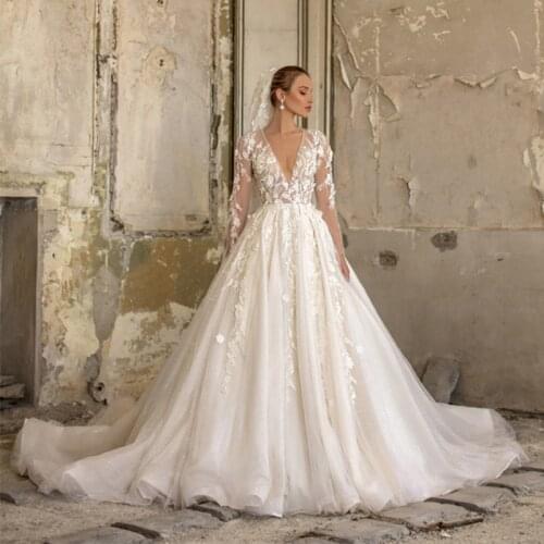 2020 Bride New Arrival Princess Elegant Deep V Neck Long Sleeve Cathedral Bridal Gown Wedding Dress