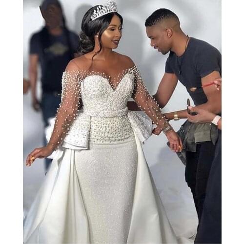 Elegant Bridal Dresses Illussion O Neck Beaded Pearls Long Sleeve Bling Bling Mermaid Wedding Dresses with Overskirt