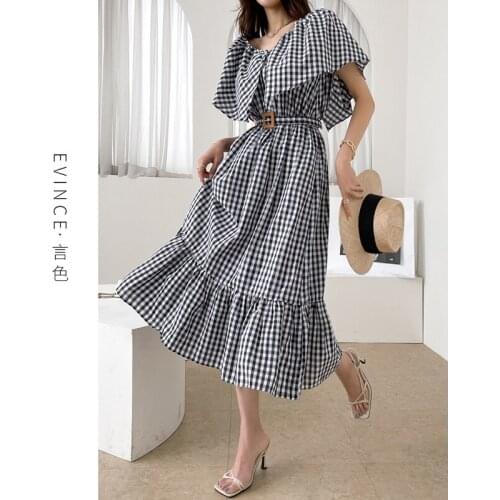 Word color one shoulder dress summer women wear black and white plaid seaside vacation style waist closing foreign style aging