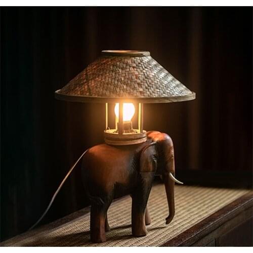 Southeast Asian Wooden Decorative Table Lamps Bedroom Bedside Lamp Creative Personality Retro Elephant Shape Wood Table Lights